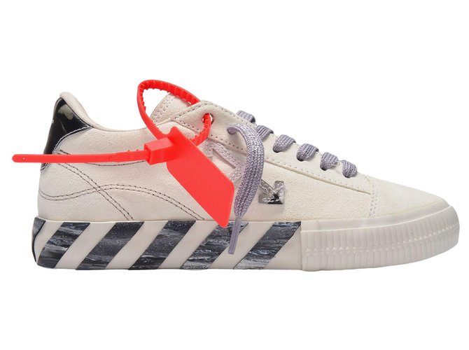 Off White Low Vulcanized Sneakers in White and Grey Leather  ref.312180