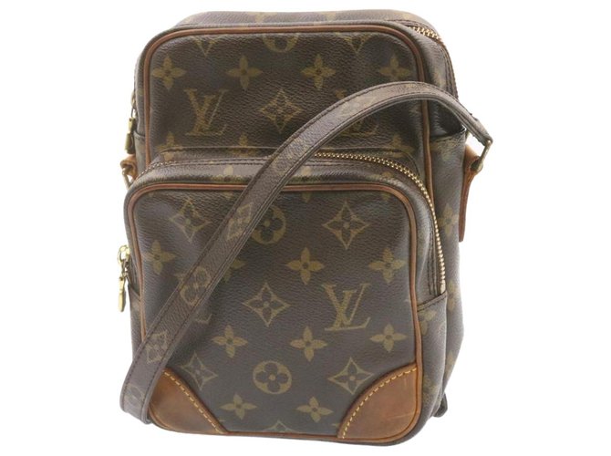 Louis Vuitton Amazone Marrone Tela  ref.312196