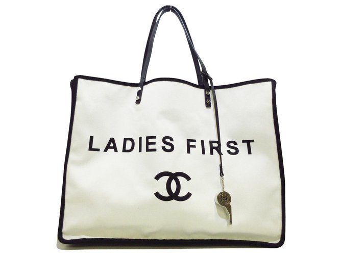 Chanel tote bag Cloth  ref.312219
