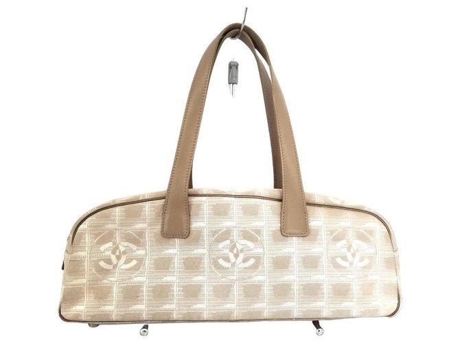 Chanel Travel line Beige Synthetic  ref.312368