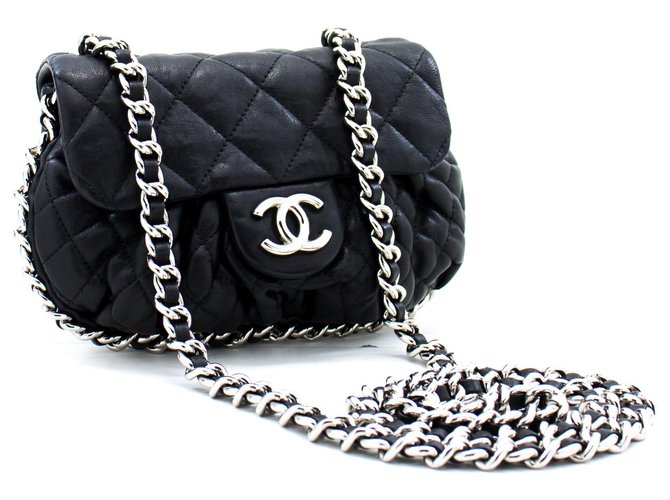 Chanel Lambskin Quilted Round Mini Chain Bag Black – STYLISHTOP