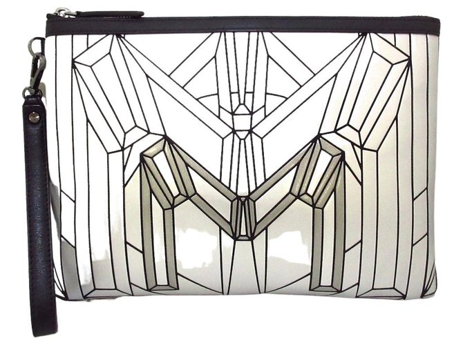 MCM Clutch Bag Patent leather  ref.314892