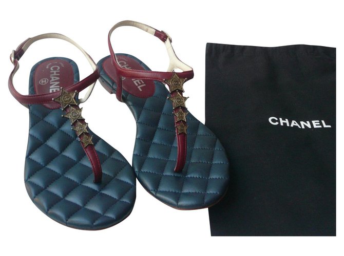 CHANEL Leather between-fingers sandals Paris Collection Dallas 37,5 It Navy blue  ref.315142