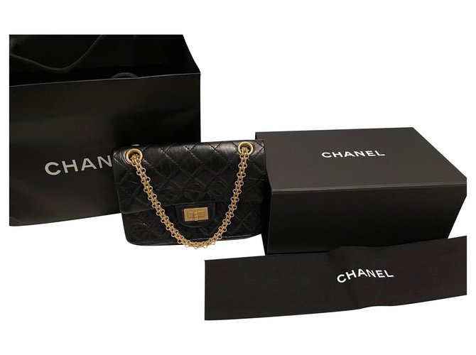 Petit 2.55 Chanel Negro Piel de cordero  ref.315435
