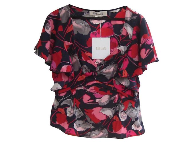 Top de seda Diane Von Furstenberg Rojo Floating Florals Night Roja