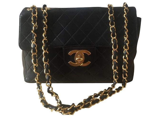 Chanel Timeless Jumbo Nero