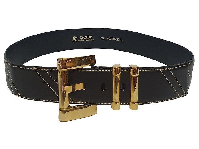 Cinto Escada de couro marrom com fivela dourada 85 cm Dourado