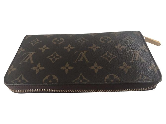 Cartera Louis Vuitton Zippy Organize Monogram Canvas Marrón Castaño