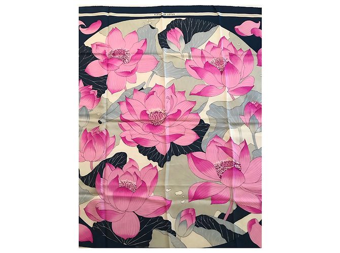 Hermès Lotusblumen Marineblau Seide
