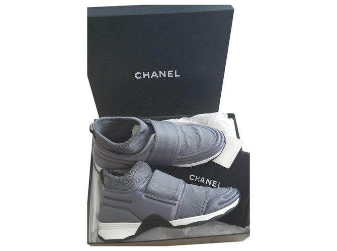 Chanel Sneakers Polyester Gris anthracite  ref.315758