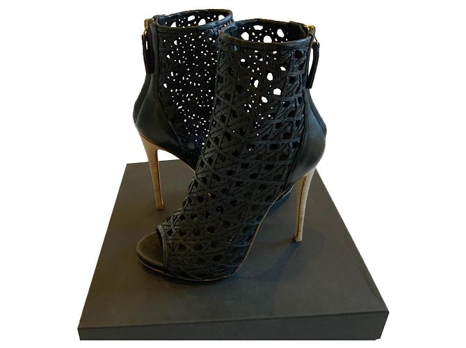 Stivaletti Giuseppe Zanotti in pelle nera Nero