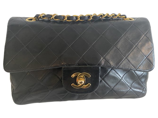Chanel Timeless Black Leather  ref.316436