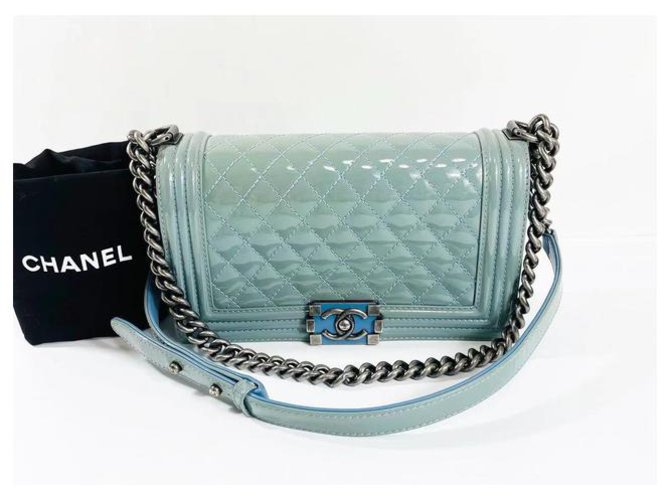 Chanel Boy Blu Pelle verniciata  ref.316441