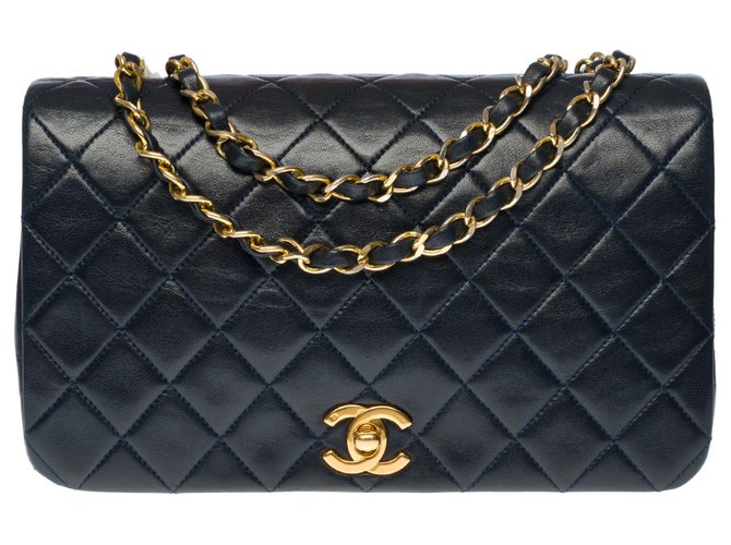 Timeless Superb Chanel Classique full flap bag in navy blue