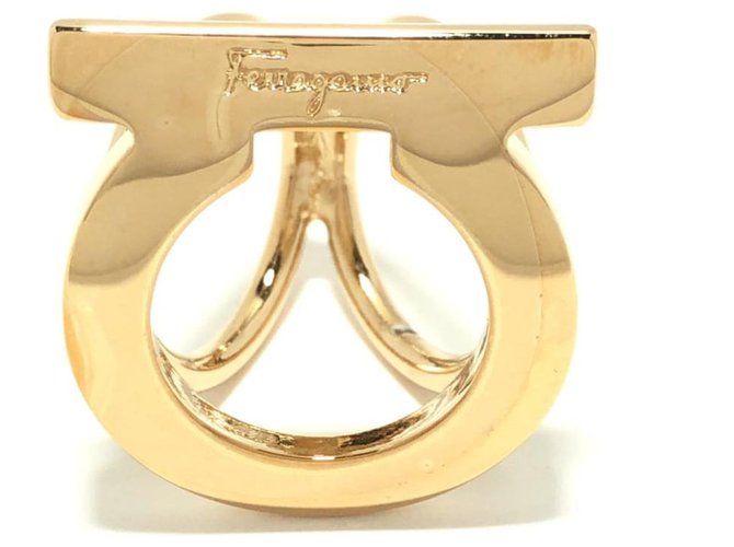 Salvatore Ferragamo ring Golden Metal  ref.317501