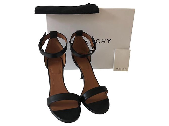 Givenchy Ledersandalen Schwarz 8cm Absatz