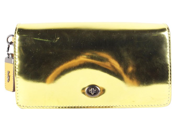 Coach Clutch dorado efecto espejo Metálico Cuero  ref.318083