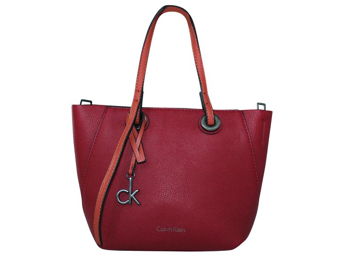 Calvin Klein Red Leather Shoulder Bag ref.318155 - Joli Closet