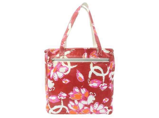 Chanel Red Monogram Floral Tote Bag  ref.318889