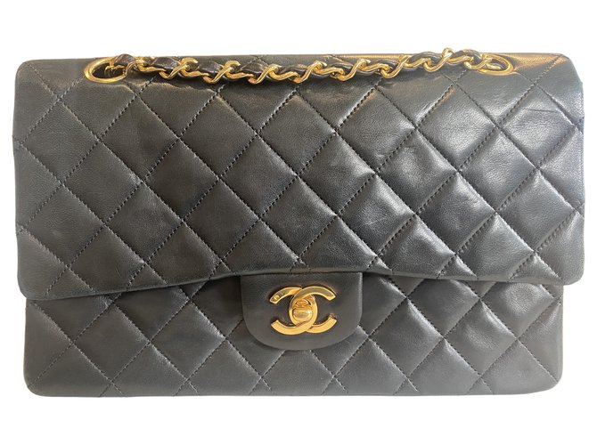 Chanel Timeless Black Leather  ref.319517