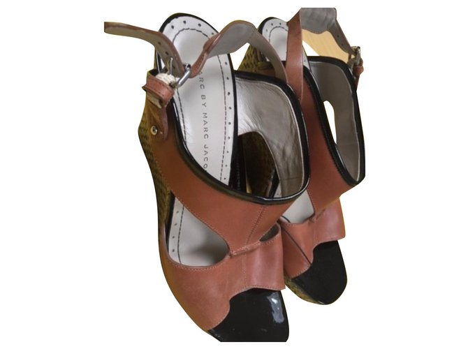 Marc Jacobs Wedge mules Brown Leather  ref.319628