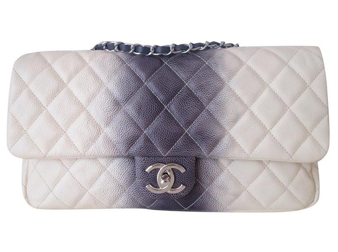 Timeless Classic Chanel tie and dye bag Grey Eggshell Leather ref.320886 -  Joli Closet