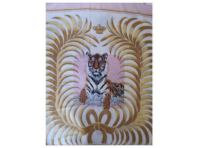 Hermès Tigre Royal Soie Rose Doré  ref.320178