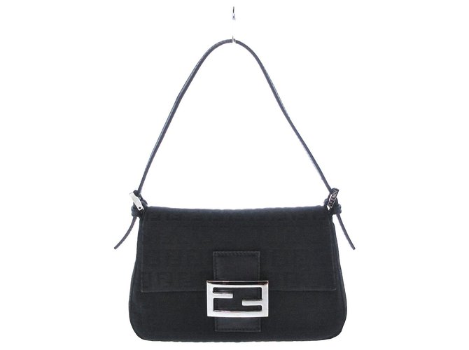 Fendi Mamma Baguette Nero Pelle  ref.320697