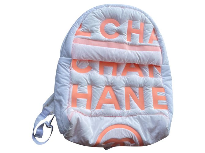 Chanel Backpacks White Nylon ref.321735 - Joli Closet