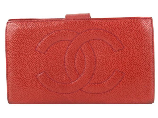 Classique Chanel Portefeuille long à rabat en cuir rouge caviar Timeless CC Logo  ref.322384