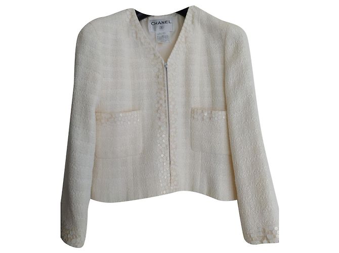 Chanel Terno de saia Branco