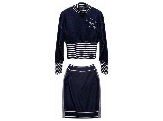 Chanel Airplanes Knit Suit Navy blue Cloth  ref.322614