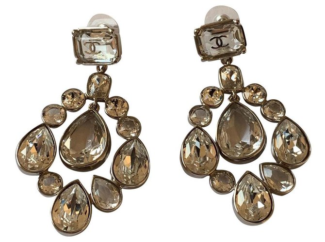 Chanel Earrings Silvery Metal  ref.322673
