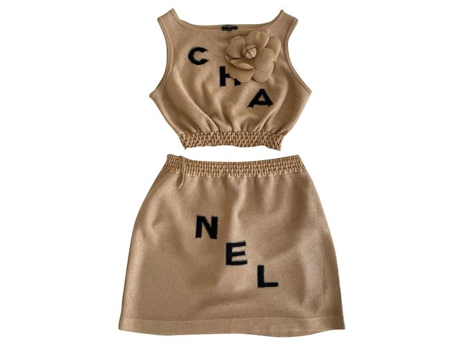 Chanel 2019 Spring LOGO Suit Beige Cloth  - Joli Closet
