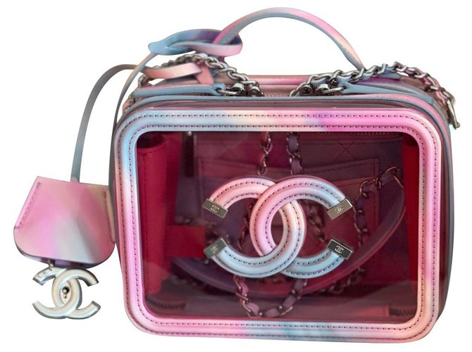 Vanity Chanel Handbags Pink Leather  ref.323312