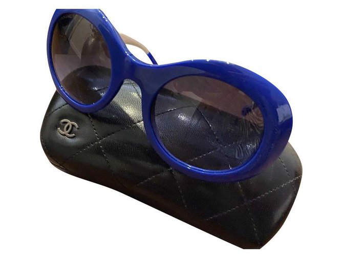 Chanel Sunglasses Navy blue  ref.323324