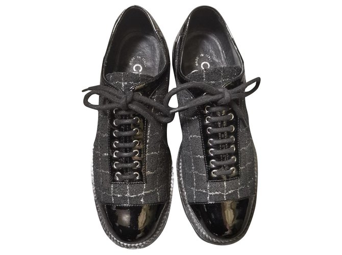 Chanel lace up Oxford loafers Black Cloth  ref.323368