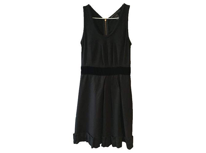 Schwarzes Kleid mit Samtbund Marc by Marc Jacobs