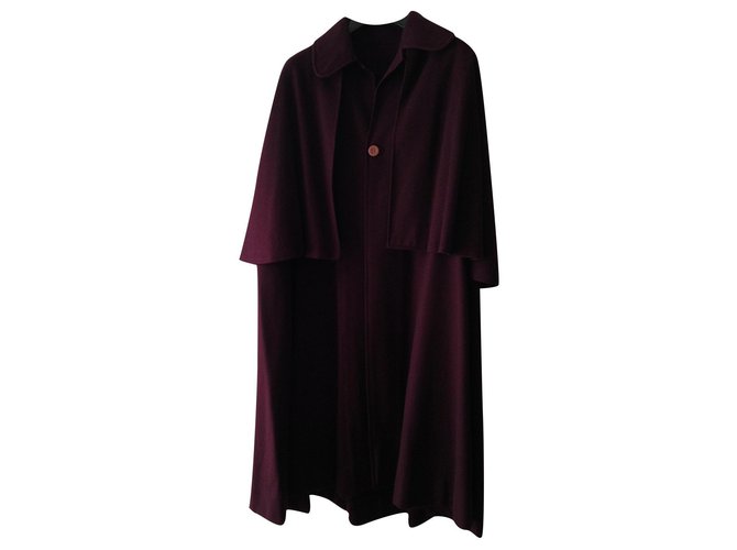 cape double (manteau sans manche surmonté d'un mantelet), peut convenir du 36 au 40, bordeaux, lainage dense, Yves Saint Laurent Rive Gauche, vintage des années 70.urent Laine  ref.323598