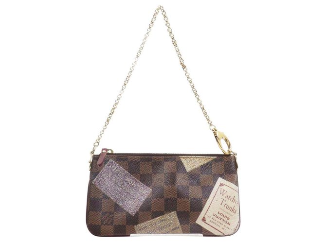 Louis Vuitton Monogram Pochette Milla MM - Brown Shoulder Bags