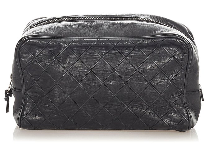 Chanel Black Matelasse Lambskin Leather Pouch  ref.325616