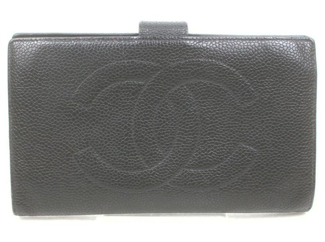 Chanel Carteira Black Caviar Logo CC Long Flap  ref.326210