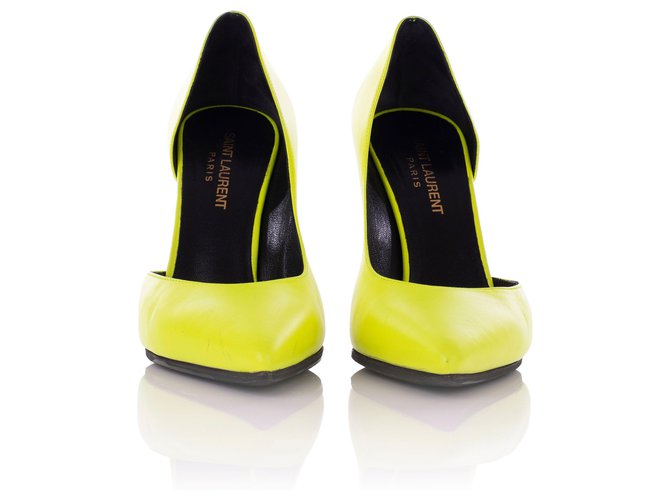 Saint Laurent Neongrüne D'orsay Pumps mit spitzer Zehenpartie Leder  ref.327619