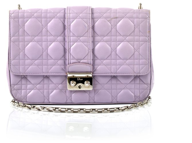 Christian Dior Grand rabat Miss Dior Cannage violet avec intérieur nude Cuir  ref.327689