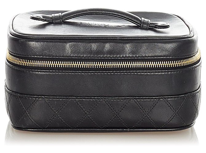 Black Chanel Matelasse Lambskin Leather Vanity Bag – Designer Revival