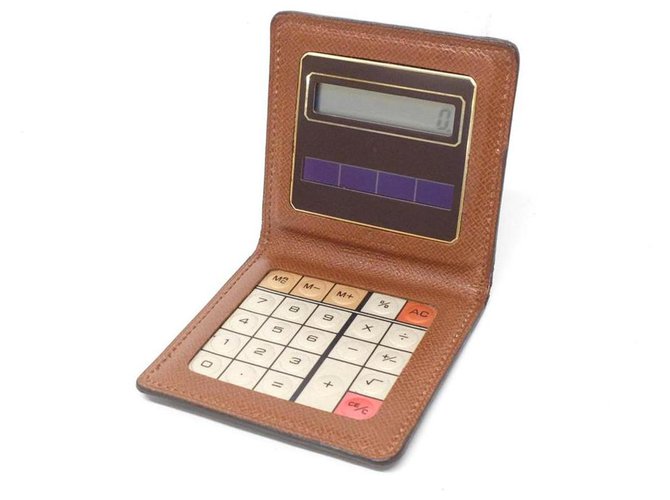 Louis Vuitton Calculatrice de poche monogramme impossible à trouver  ref.328633
