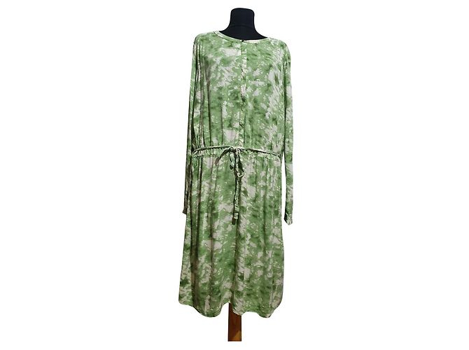 Noa Noa Kleid Grün Viskose XXL
