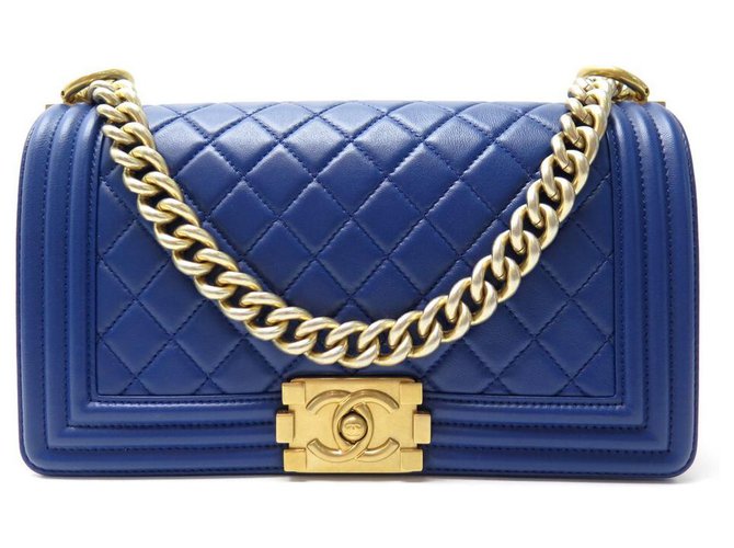 NEW CHANEL BOY MEDIUM BLUE PADDED LEATHER BANDOULIERE HAND BAG  ref.328658