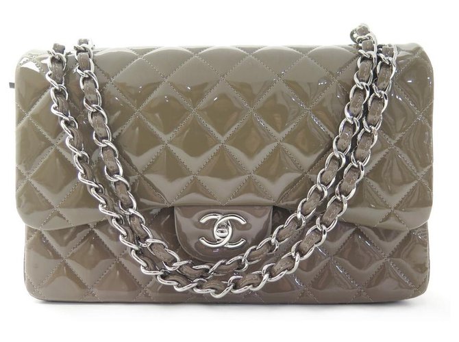 CHANEL TIMELESS JUMBO HANDBAG IN BROWN QUILTED PATENT LEATHER HAND BAG  ref.328773