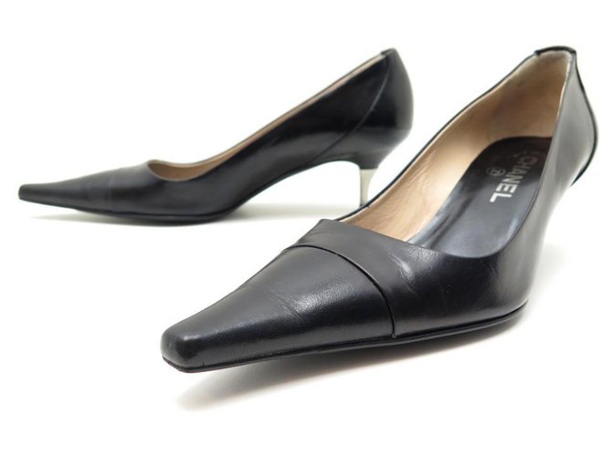 CHANEL SHOES POINTED TOE PUMPS 38.5 BLACK LEATHER + PUMP SHOES BOX
